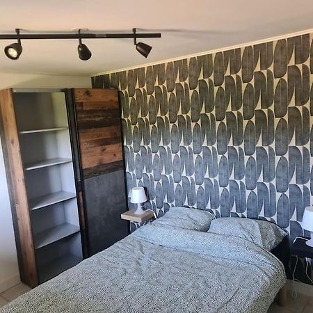 Aurec-Sur-Loire Le Chalet Des Amis מראה חיצוני תמונה